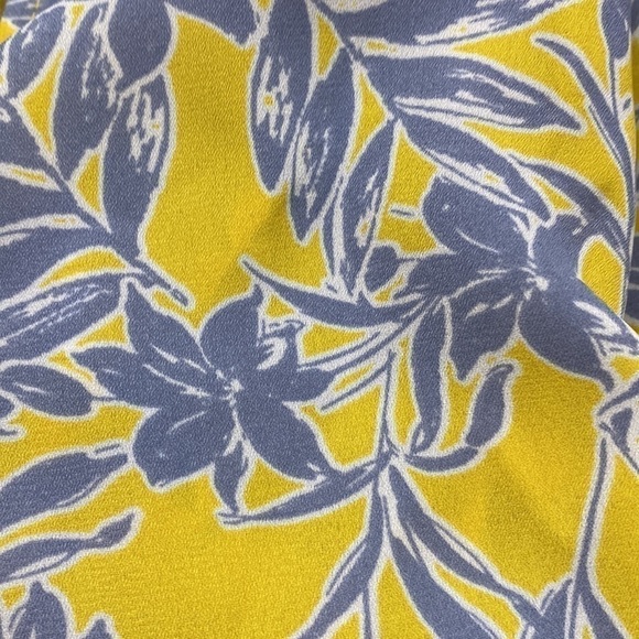 NEW NWT ECLAIR Floral Leaf Print Lightweight Blouse Top Medium Casual Career - Picture 6 of 7